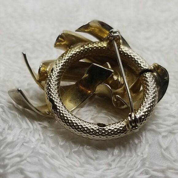 Gold Circle Pin Brooch  wrapped by gold tone ribbon style - Picture 9 of 9
